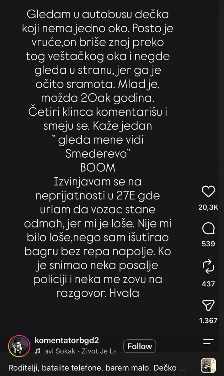 MaliPerica76919's tweet photo. Vaspitavajte decu na vreme, da ih drugi ne bi vaspitavali po autobusima. 

Empatija RIP. https://t.co/vLqqXlotQS