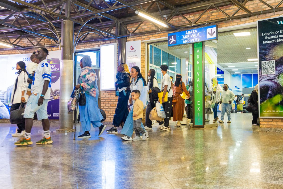 RwandaEmergency's tweet photo. Tonight, in partnership with @Refugees, Rwanda welcomed the 24th group of 177 asylum seekers from Libya originating from Sudan (68) Eritrea (66), Somali (2), Ethiopia (15) & South Sudan (26). They will be accommodated in Gashora Transit Center, that hosts other evacuees who arrived before.

Since September 2019, Rwanda has received over 3,000 refugees & asylum seekers from Libya. 2,681 of them have been successfully resettled in third countries; namely (297) Sweden, (927) Canada, (229) Norway, (332) France, (271)Finland, (94)Netherlands,(72) Belgium, (325) USA, (132) Germany.

Rwanda remains committed to offering refuge to people in need.