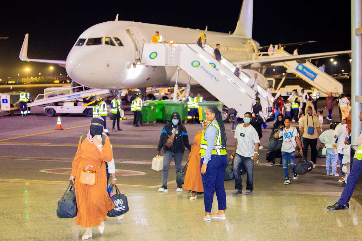RwandaEmergency's tweet photo. Tonight, in partnership with @Refugees, Rwanda welcomed the 24th group of 177 asylum seekers from Libya originating from Sudan (68) Eritrea (66), Somali (2), Ethiopia (15) & South Sudan (26). They will be accommodated in Gashora Transit Center, that hosts other evacuees who arrived before.

Since September 2019, Rwanda has received over 3,000 refugees & asylum seekers from Libya. 2,681 of them have been successfully resettled in third countries; namely (297) Sweden, (927) Canada, (229) Norway, (332) France, (271)Finland, (94)Netherlands,(72) Belgium, (325) USA, (132) Germany.

Rwanda remains committed to offering refuge to people in need.