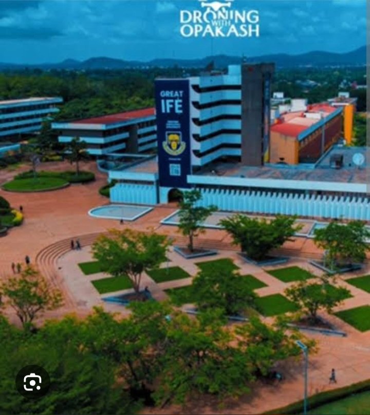 GreatIfeStory's tweet photo. To understand why the University of Ife was established...

We must first return to Nigeria in the late 1950s.

A nation preparing for independence.

A nation full of dreams.

But also a nation facing a major educational challenge. 👇 https://t.co/DKDV5dS9xa