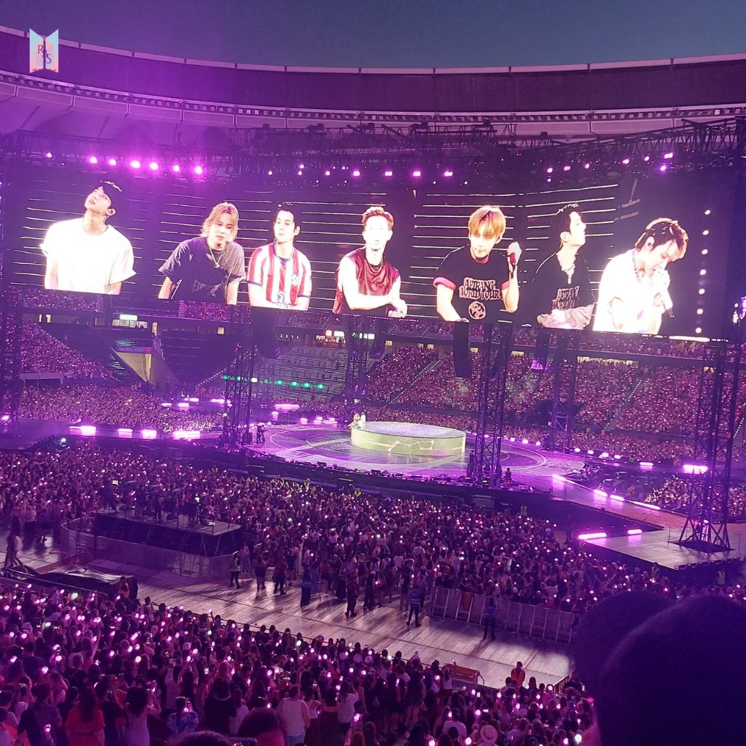 RadioBTS_Spain2's tweet photo. @billboardcharts @BTS_twt @oliviarodrigo @Drake @Harry_Styles "QUE ORGULLO" GRANDES ☆BTS☆💜💪🏻💫
#BTS_ARIRANG https://t.co/iaERm0HXIg