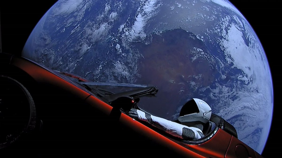 crazyrabbit2002's tweet photo. @el_polacco @deZeZed @Redbad Z tego samego powodu, dla którego Musk wysłał Teslę w kosmos.

Bo mógł 🥳 https://t.co/k2vUiO5uH6