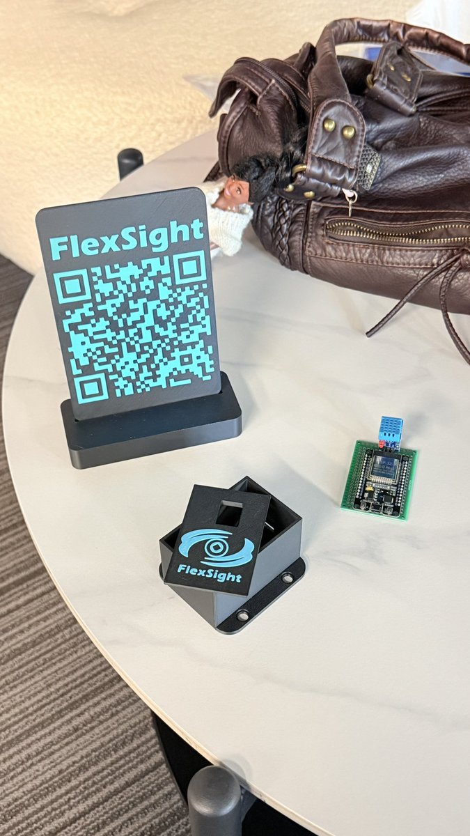 FlexSightX's tweet photo. وأخيرًا قاعدين نشوف افكارنا واقع 
يا رب لك الحمد على كل خطوة وكل تعب 🤍

#مشاريع_هولبيرتون #IoT #FlexSight #TuwaiqAcademy 
@TuwaiqAcademy @TheGarageKSA @ADA_TWQ @holbertonschool https://t.co/LgGz9i9PMA