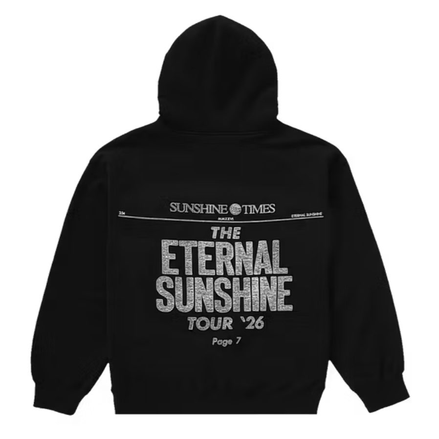 byerudy's tweet photo. kinda regret not getting the black eternal sunshine tour zip up they sell at the arena……………… kinda need her. https://t.co/cPHnGfK14j