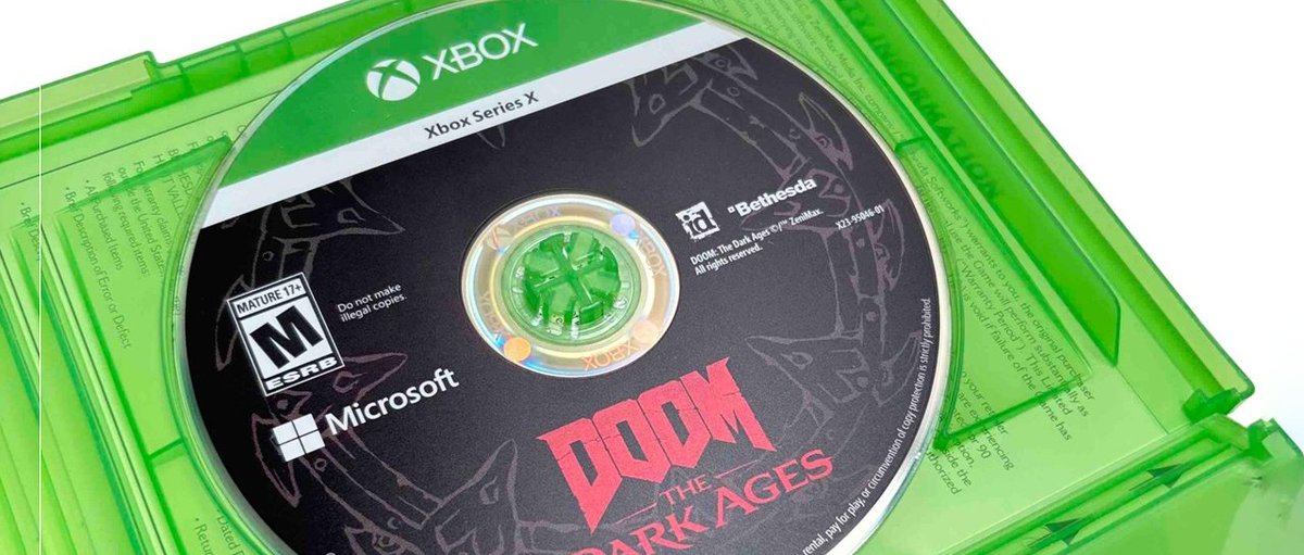 atomix's tweet photo. Algunos juegos físicos de Xbox dejaron de funcionar durante la caída de servidores.

¿Por qué pasó? Microsoft aclara las dudas. https://t.co/aQCVIGc2cy https://t.co/zfcbvDNxin
