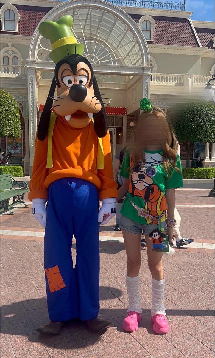 cats_1970's tweet photo. 友達とTシャツあわせしてきた〜🥹
これおきに https://t.co/8XIIkIwrtQ