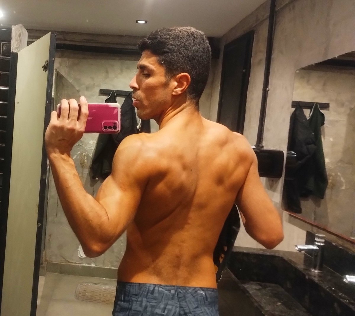 fhalmeida13's tweet photo. pumpzinho. 🥵💪🏽 https://t.co/8sDEnVYtuw