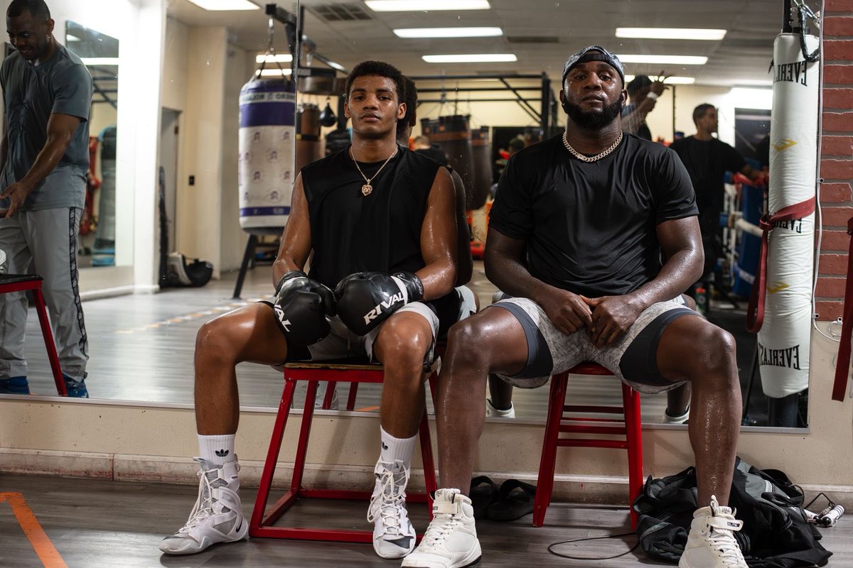 BroncoAdames's tweet photo. Campeón, se lo que estás pasando y todo lo que te está frenando quién era tu promotor pero recuerda que Dios está en el cielo y él te abrirá las puertas. 💪🏿 https://t.co/mUR2Xn7jWb
