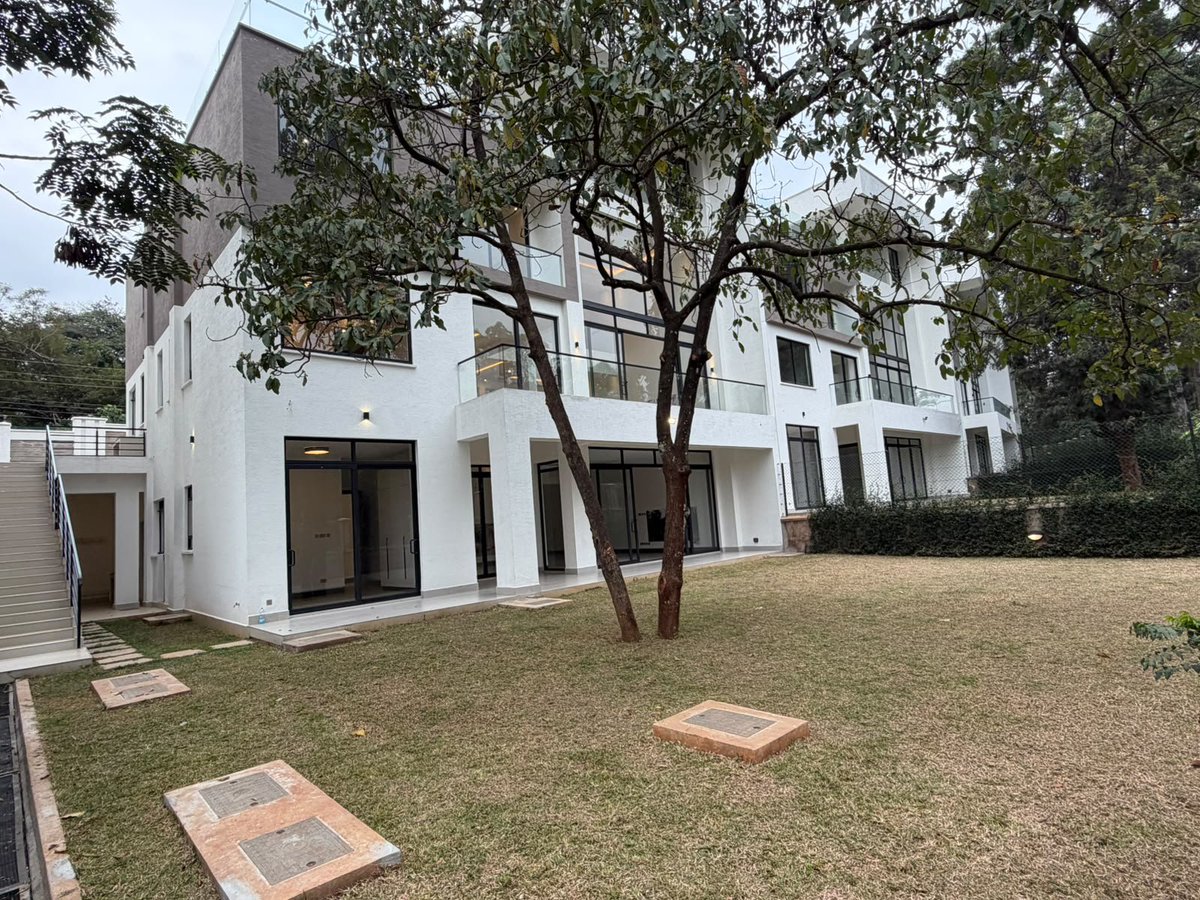 NikasRealty's tweet photo. 🏡 Maisonette for Sale – Peponi 🌿

Elegant 6-bedroom maisonette in a secure, prestigious gated estate. Spacious living areas, premium finishes, and an ideal family home in one of Nairobi's most sought-after neighborhoods.

💰 KES 150M

Call/WhatsApp  0759230971 https://t.co/O5rEmNqDOr
