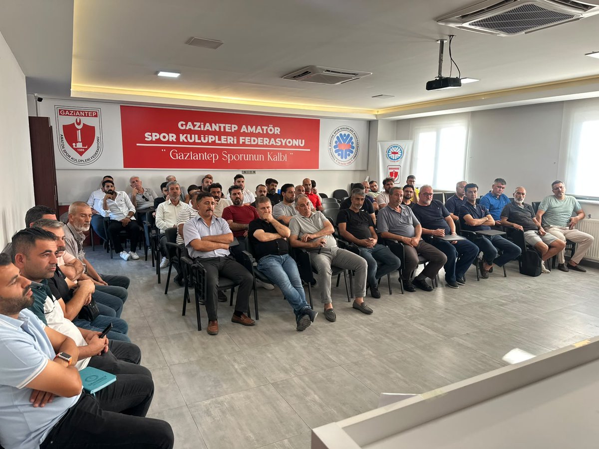 askfgaziantep's tweet photo. Süper Amatör Lig Ve 1. Amatör Lig Değerlendirme Ve İstişare Toplantımızı Gerçekleştirdik.
Gaziantep Amatör Spor Kulüpleri Federasyonu olarak, Süper Amatör Lig ve 1. Amatör Lig kulüplerimizin katılımıyla değerlendirme ve istişare toplantımızı gerçekleştirdik. @taskk_1980 @oalperk https://t.co/4NIn6jxGci