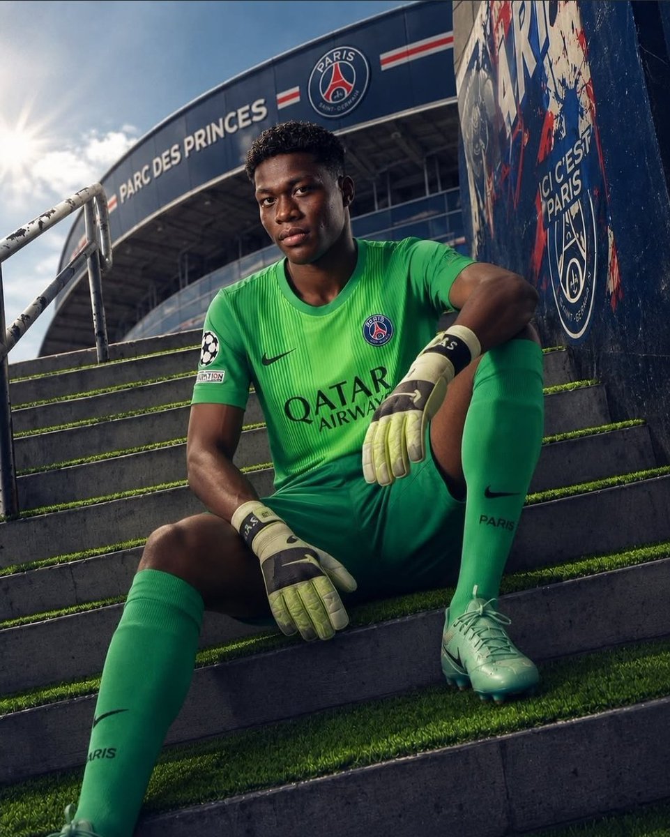 transferNews128's tweet photo. 🚨 BREAKING NEWS: Paris Saint-Germain are preparing an upgraded formal bid for Parma’s 23-year-old Japanese goalkeeper Zion Suzuki, with negotiations accelerating in the coming hours.

📌 Parma have firmly rejected all previous offers coming under their €50 million valuation, prompting PSG to step up their proposal to secure a breakthrough.

🤝 Personal terms are not an obstacle, as Suzuki has already accepted PSG’s project and agreed to a long-term contract structure running through June 2031.

⏳ PSG remain confident in closing the deal soon, following earlier summer interest where a potential move to Leeds United fell through after Parma held out on their high asking price.