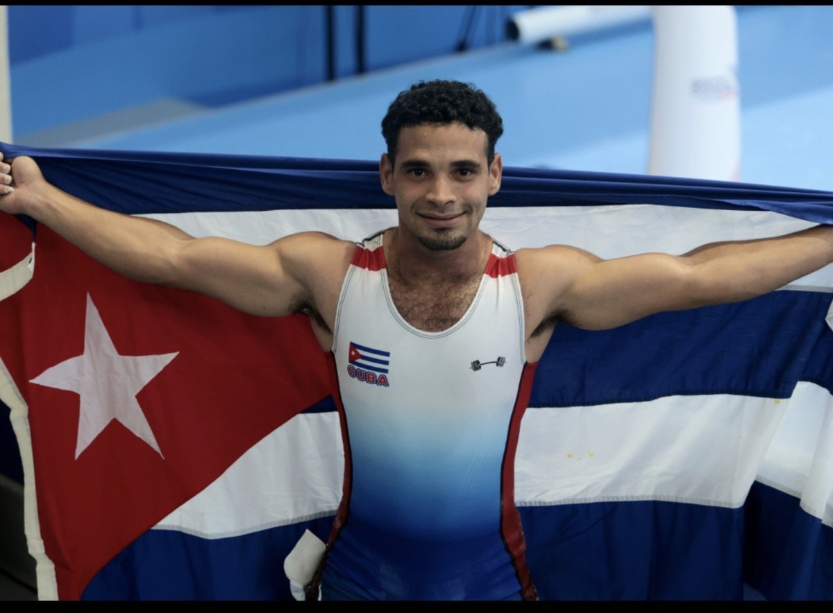 InderCuba's tweet photo. #Cuba en los JJCC de #SantoDomingo2026 
Oro y plata para Otto Oñate en los 60 kg del #levantamientodepesas.
#DeporteCubano #InderCuba65 #VeranoConMiGente #SiemprePorCuba https://t.co/z8ILWpM9tU