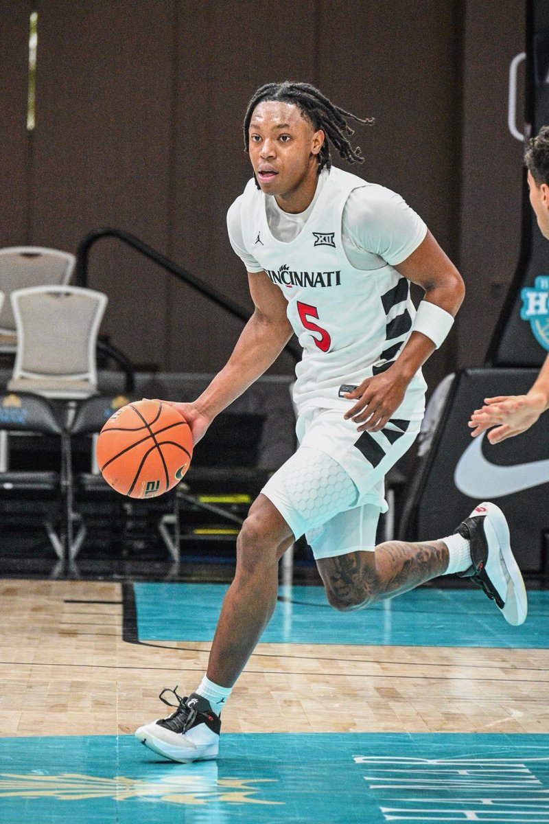 BahaMarHoops's tweet photo. Some flicks from @GoBearcatsMBB 107-66 win here at #BahaMarHoops https://t.co/BaTFX69cU2