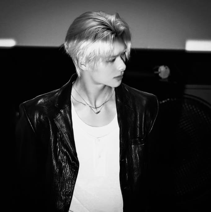 Vamp7FATE's tweet photo. RESPETO PARA NIKI ★

Niki es un chico el cual debutó a tan solo 14 años de edad, desde entonces hemos visto que en múltiples ocaciones es atacado verbalmente por personas que juzgan y aumentan más el odio hacia su persona +

⚠️ No busco aumentar más la tensión solo reflexionemos https://t.co/HUuXRf7vwh