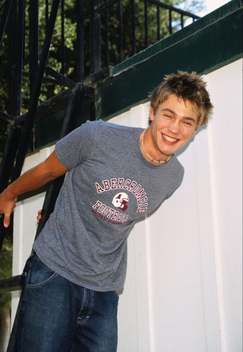 PopCulture2000s's tweet photo. chad michael murray (2001) https://t.co/rJqaOjV4b6
