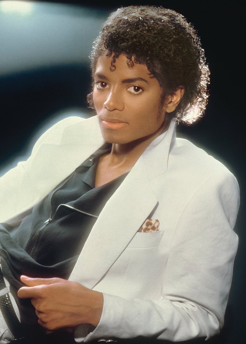 Rap's tweet photo. Michael Jackson’s 'Thriller' is set to surpass 2 BILLION Spotify streams in 2026 within the next week‼️

The album has earned 1.94B streams this year and is currently averaging over 9M daily 📈 https://t.co/pVznwpWjdQ