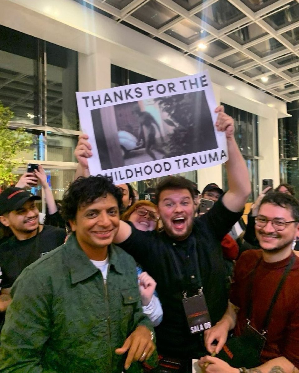 TheCinesthetic's tweet photo. Happy 56th Birthday to M. Night Shyamalan! https://t.co/DXabVYEvmU