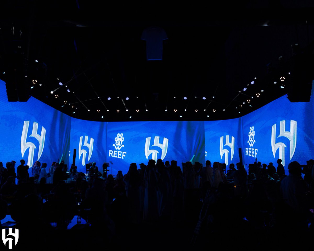 Alhilal_EN's tweet photo. For a successful partnership 🤝💙

@reefperfumes https://t.co/Zs7Phn6LFh
