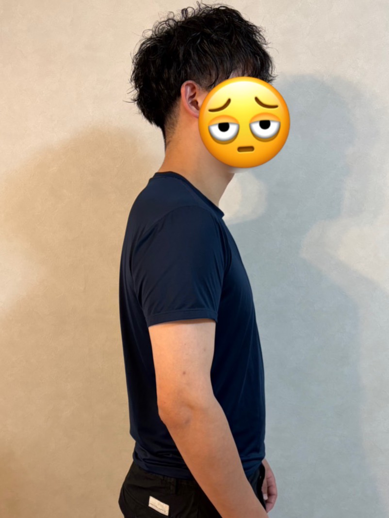 urara_money's tweet photo. え、これすご
なかやまきんに君の「世界一簡単な腕ツイスト」と「姿勢強制シャツ」生活を始めて3日たった夫…

・巻き肩がスーッとあるべき位置に戻るわ
・ガチで肩こり改善して楽になるわ
・呼吸もしやすくなるわ
・姿勢よくなって身長伸びたわ（177→179cm）

で、大喜び。疲労度も違ってて短時間睡眠でも10時間寝た？！レべルらしい。回復元気もりもり術マネしてみて↓