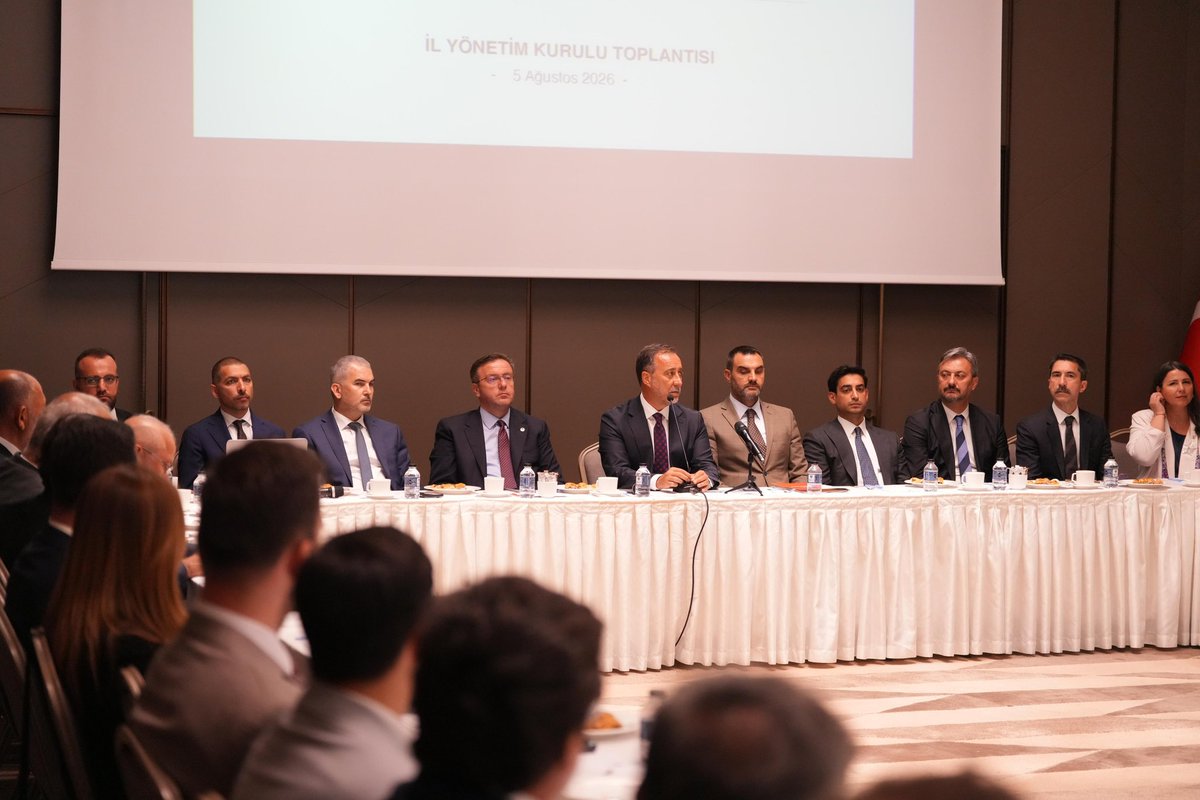 BBvolkanyilmaz's tweet photo. İl Yönetim Kurulumuz ile bir araya gelerek saha faaliyetlerimizi değerlendirdik ve yaklaşan ilçe kongrelerimizin hazırlık sürecine ilişkin planlamalarımızı istişare ettik.

Ülkemizin ve milletimizin huzuru için Liderimiz Genel Başkanımız Sn.Devlet Bahçeli’nin öncülüğünde yürütülen Terörsüz Türkiye kapsamındaki yasama çalışmalarını ele aldık.

Toplantımızın hayırlara vesile olmasını diliyorum.