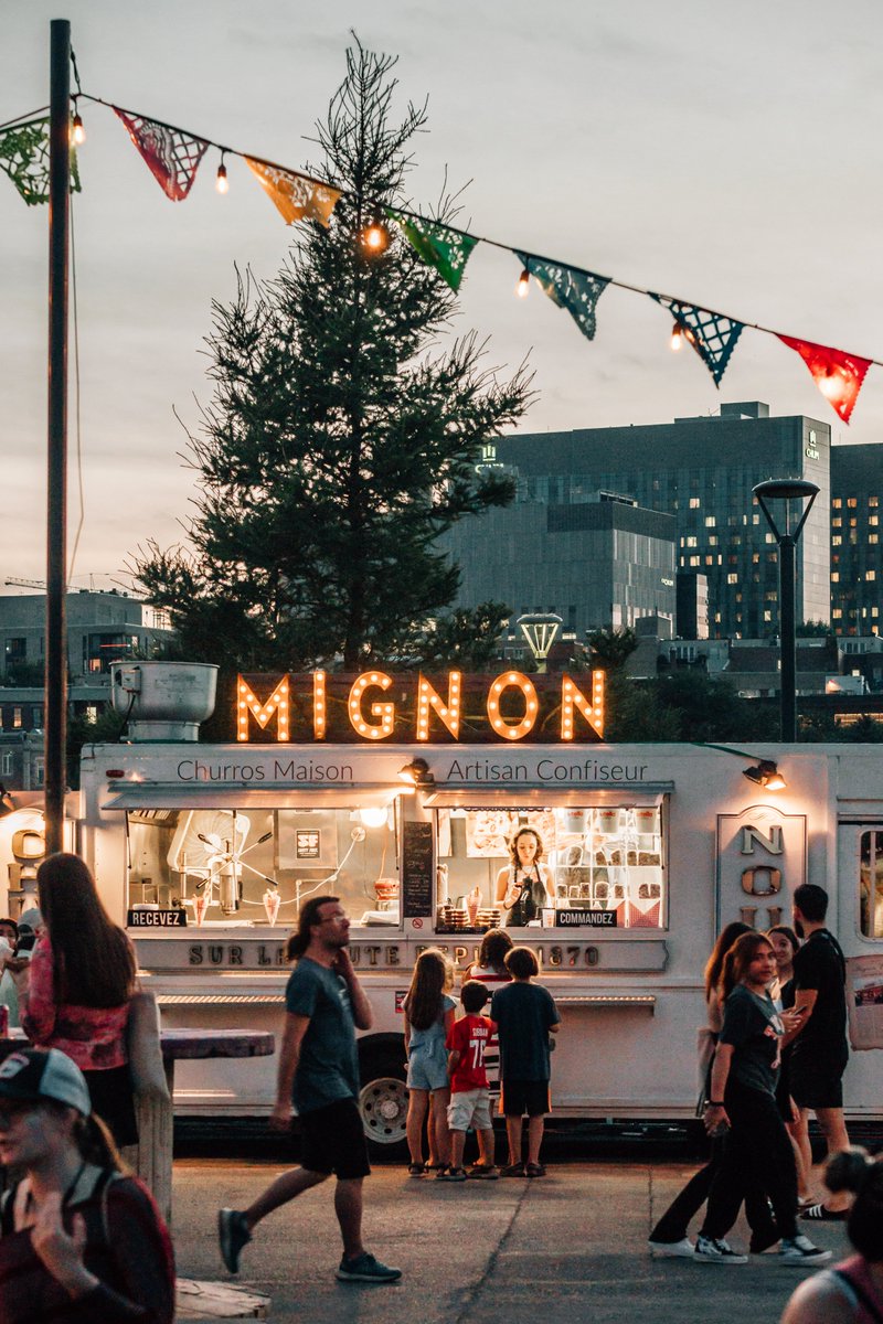 Montreal's tweet photo. A trip to Montréal? 

Great! 😃

A trip to Montréal when there's a food festival?

Even better! 😍

Here are some of our favourite food events that you won't want to miss...

🔗 https://t.co/KYK7CoHKx6

📷 Laurène Tinel #montreal #food https://t.co/1KQh3jKP5Y