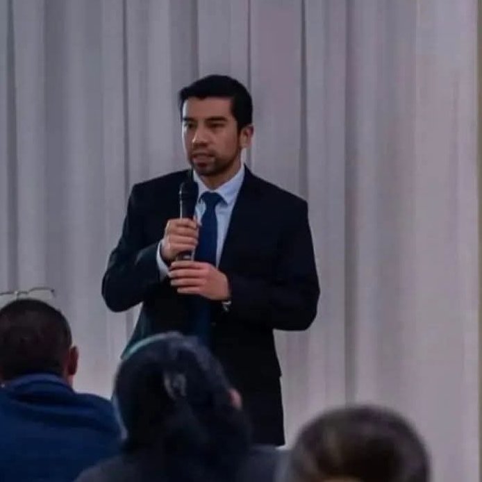 Ricigt1's tweet photo. 🚨⚖️ El secretario privado del MP, Edwin Santiago Chavajay, informó ante la #CIDH que el fiscal general Gabriel García Luna ordenó iniciar el proceso de liquidación de la FECI, al considerar que esa fiscalía se convirtió en uno de los principales instrumentos para la utilización indebida del derecho penal.

📌 También anunció cambios en la Fiscalía contra la Usurpación, donde fue nombrado un nuevo fiscal de sección y, junto con la Secretaría de Política Criminal, se revisan acciones para fortalecer la actuación institucional y garantizar el respeto a las garantías penales.

🗂️ En la Fiscalía de Derechos Humanos, agregó, ya fueron identificadas debilidades en su funcionamiento y se impulsan medidas para reforzar su estructura, incluida la reincorporación de personal que había sido destituido.