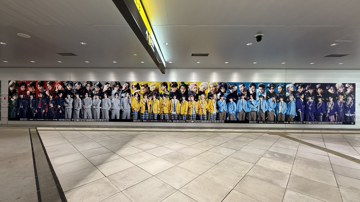 kpppppy's tweet photo. この時間人少なくてやっぱりいい！
あとみなさん（と言ってもわたし込みで5人くらい）通路に立ち止まらずに、邪魔にならないよう端っこに寄って撮影してるᵔᢦᵔえらいぞー！ https://t.co/QDyybs5hAl