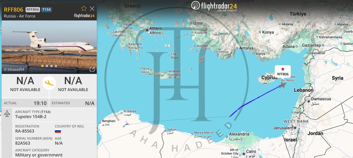 taha_hadeed's tweet photo. #ليبيا | طائرة القوات الجوية الروسية من طراز Tupolev Tu-154B-2 رقم التسجيل RA-85563 تغادر قاعدة #الخادم الجوية بعد 26 ساعة من وصولها من قاعدة #حميميم الروسية في #اللاذقية بـ #سوريا، وهي الآن في طريقها إلى قاعدة حميمم . https://t.co/x3G2wRM81p