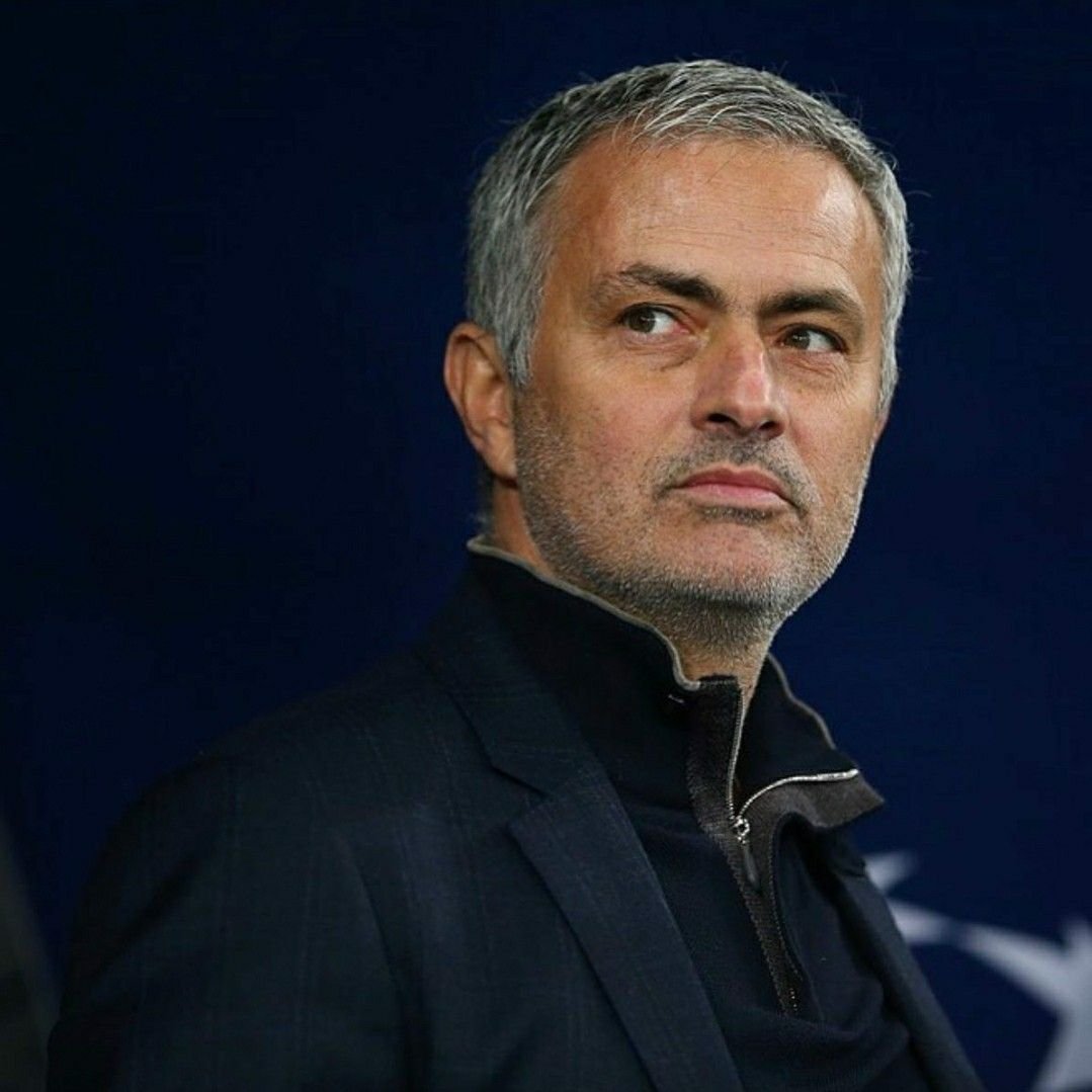 callmehpower's tweet photo. 🚨💣 CONFIRMED: José Mourinho played a KEY ROLE in Vini Jr's contract renewal.

José was CONSTANTLY CALLING HIM, even when Vini was on vacation.

Mourinho kept telling him everytime how IMPORTANT he will be in his project. @geglobo https://t.co/AczVTn4bjU
