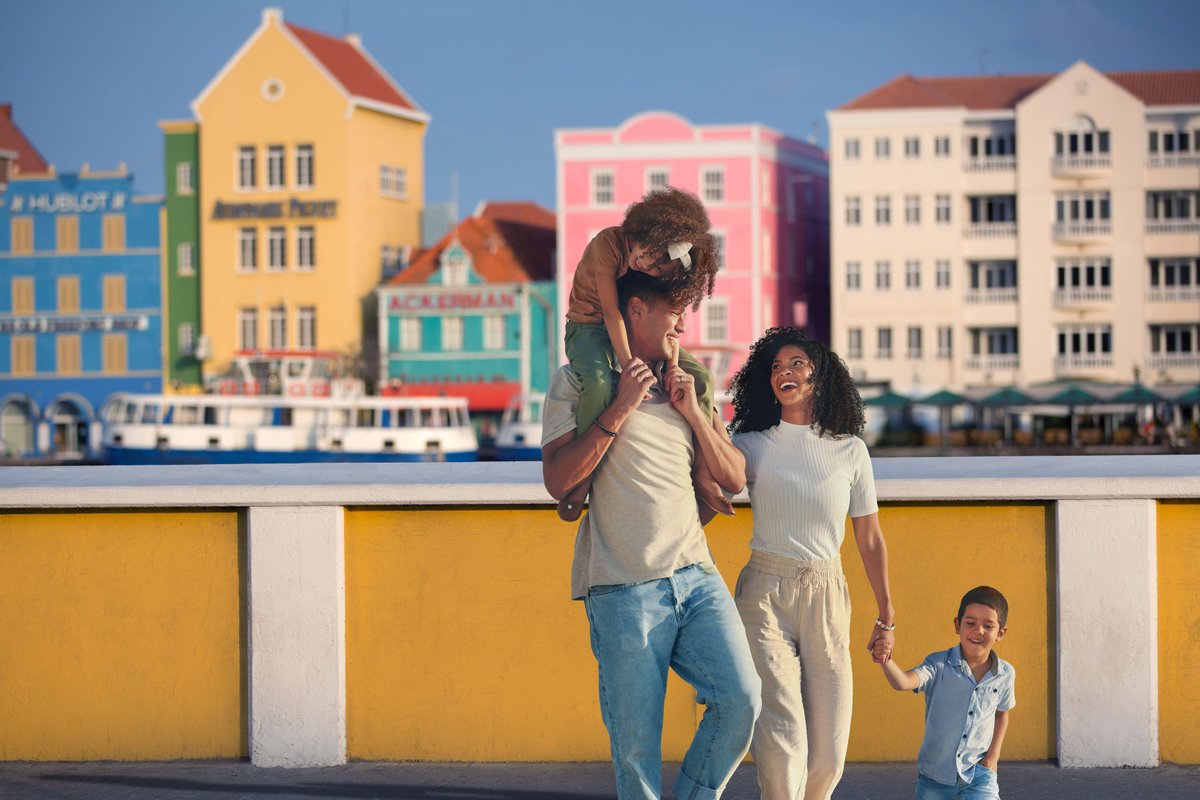 SERiemer's tweet photo. Legend of the Seas is taking the Caribbean to the next level. ☀️ Sailing from Fort Lauderdale, Florida in Winter 2026 - explore the Western &amp; Southern Caribbean like an icon. Contact me, (502) 767-8112, to book today! #RoyalCaribbean #LegendoftheSeas

#cruisestoursunlimited https://t.co/7p0QJ5Q2tI
