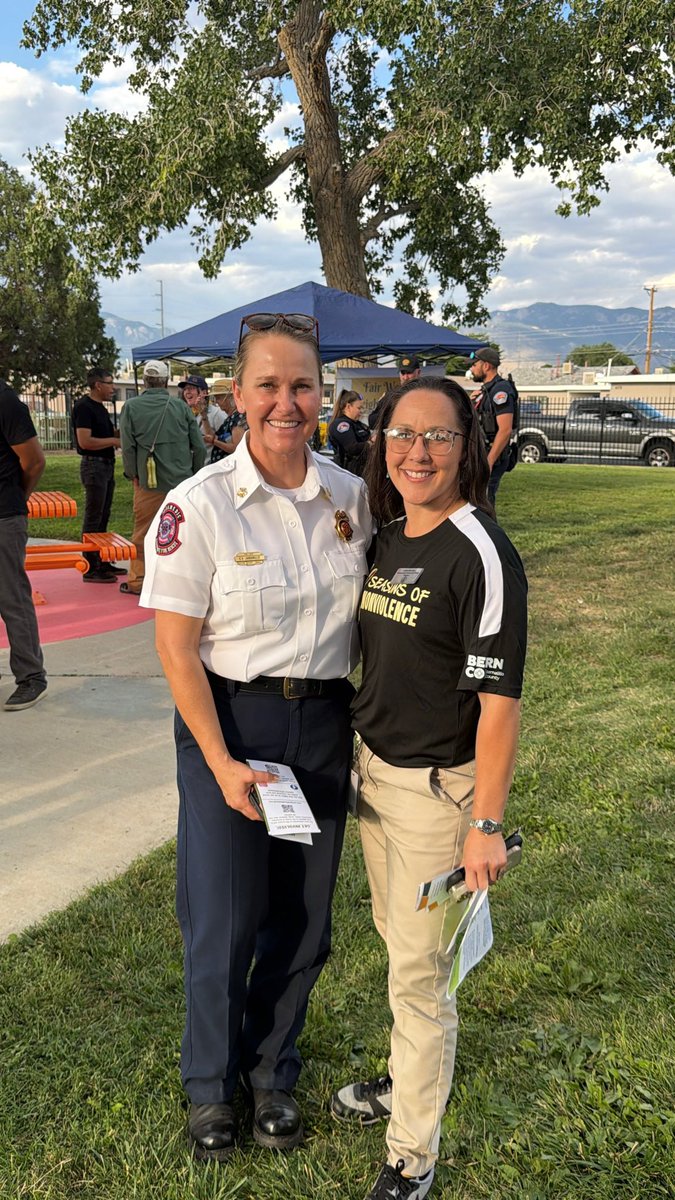 MayorKeller's tweet photo. Last night, neighborhoods across Albuquerque came together for National Night Out.

Thank you to everyone who welcomed City staff, first responders, and community partners into your neighborhoods to help shape a stronger city. https://t.co/Pfi64zmQwn