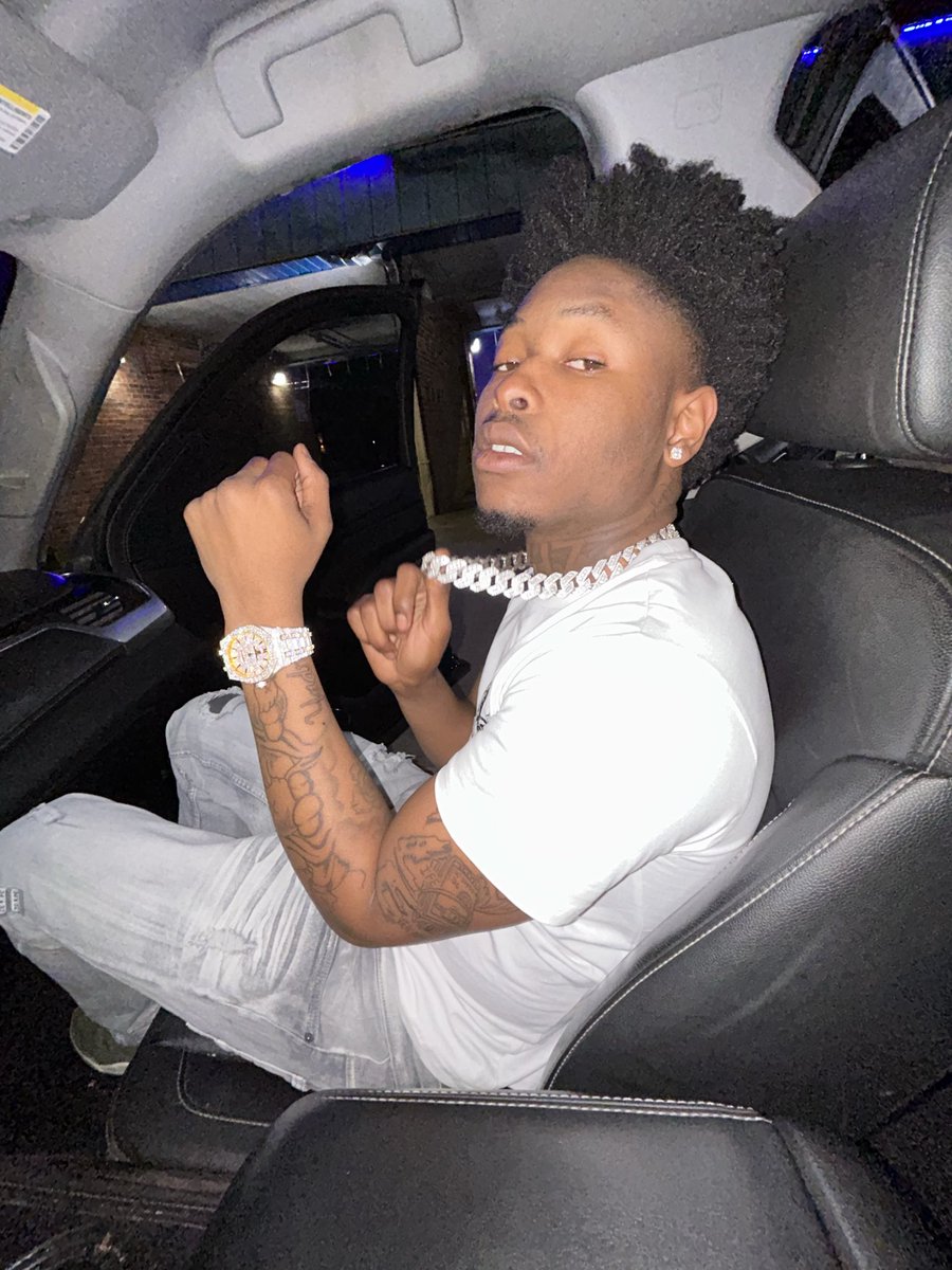 sluttysouf's tweet photo. How could you not fall In love with mr.JrD ๐๐นwho can drown this dick? #dallastx #dallasfreaks #dallas #bbc #bbcyn #yn #blackyn https://t.co/3pZW34c9ix