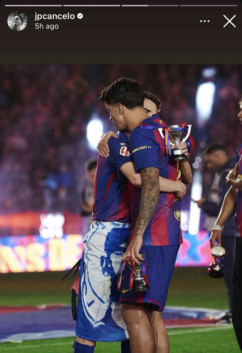 GBarca_'s tweet photo. Wait on us Cancelo. We’ll come for you https://t.co/4ZkgqPV9qZ