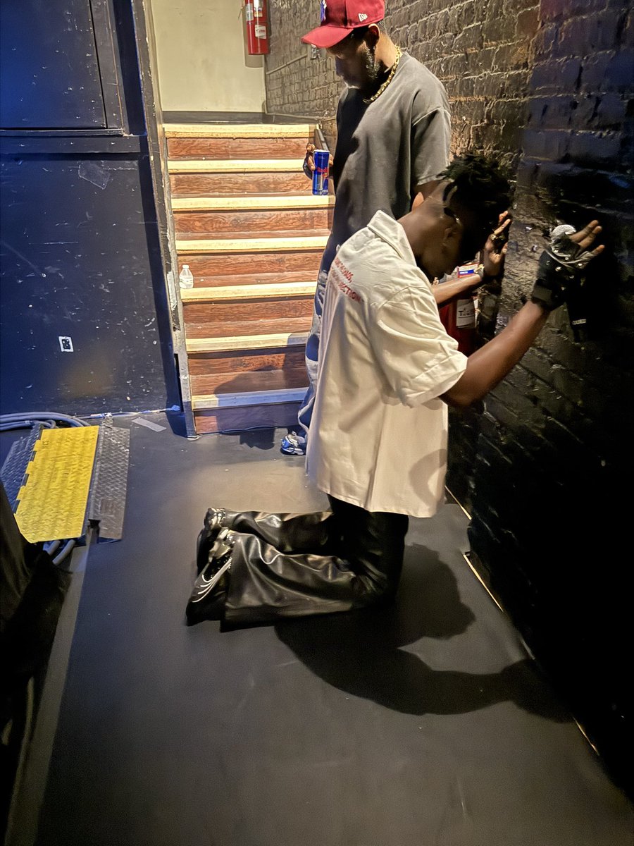 arathejay's tweet photo. METICULOUS FORMATION !! https://t.co/j9IHUexAr1