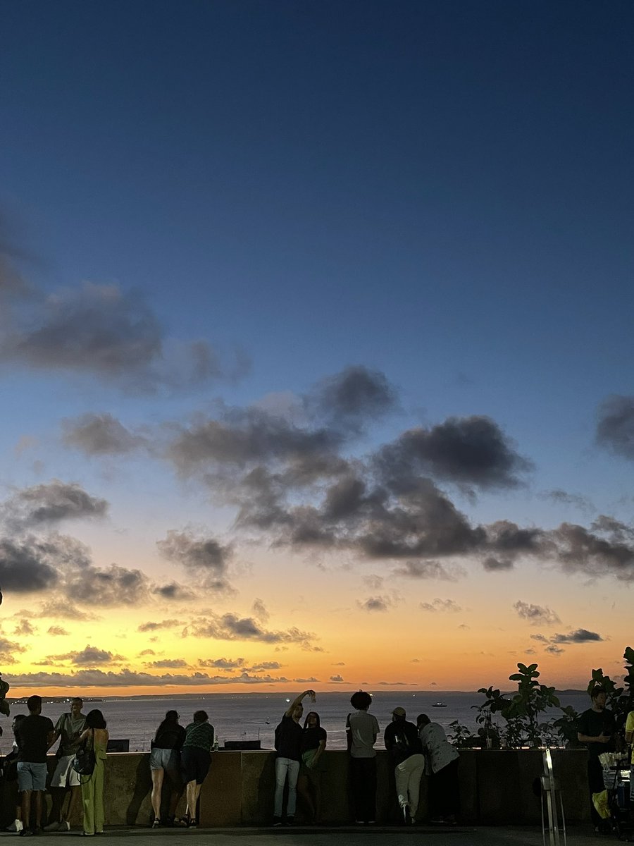 euanekalii's tweet photo. feliz porque esse é um dia médio meu morando aqui em Salvador https://t.co/MoO9eGml1V