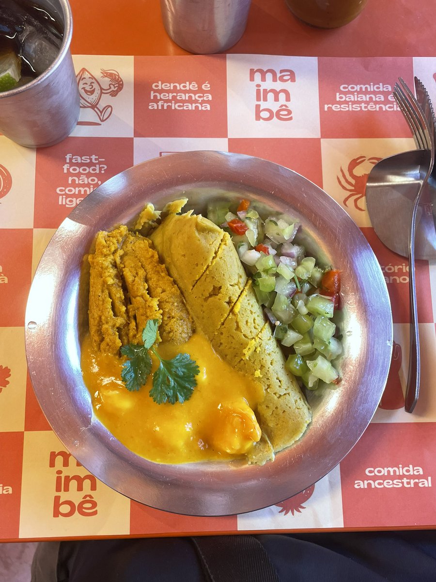 euanekalii's tweet photo. feliz porque esse é um dia médio meu morando aqui em Salvador https://t.co/MoO9eGml1V