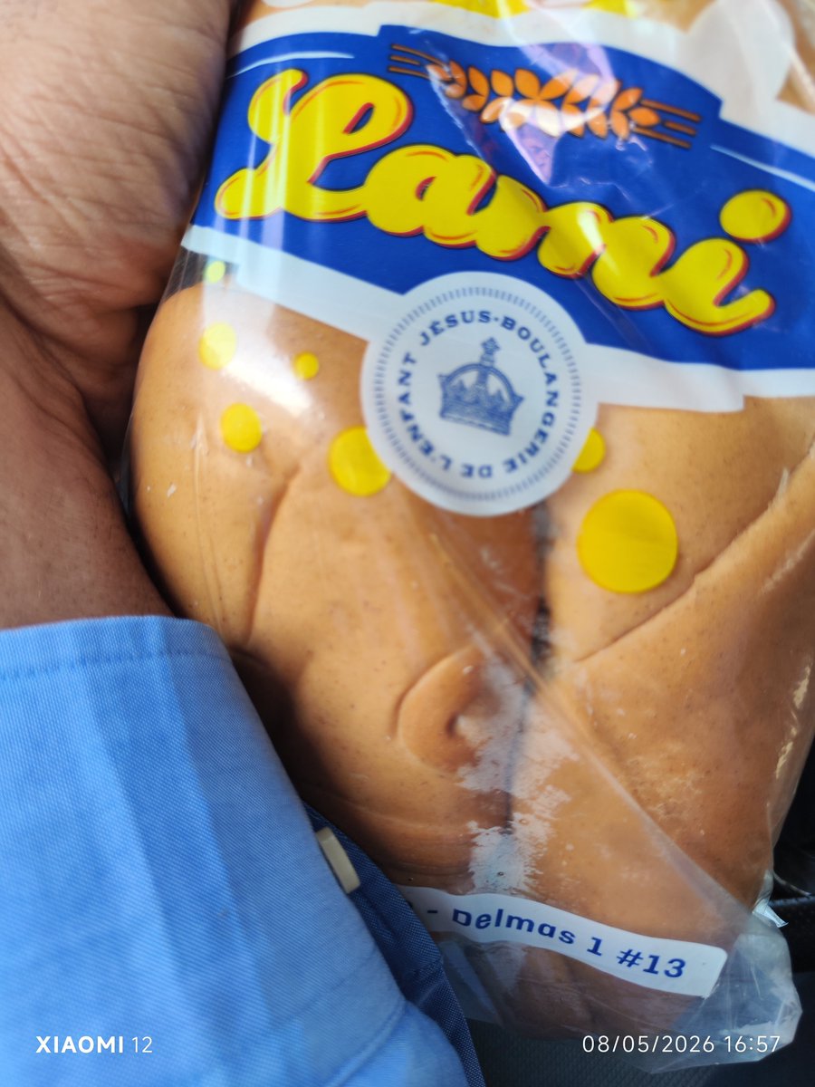 pidjab's tweet photo. Sa bèl pou wè Boulanjri travay Delmas 1. https://t.co/U3JfRD0UFX