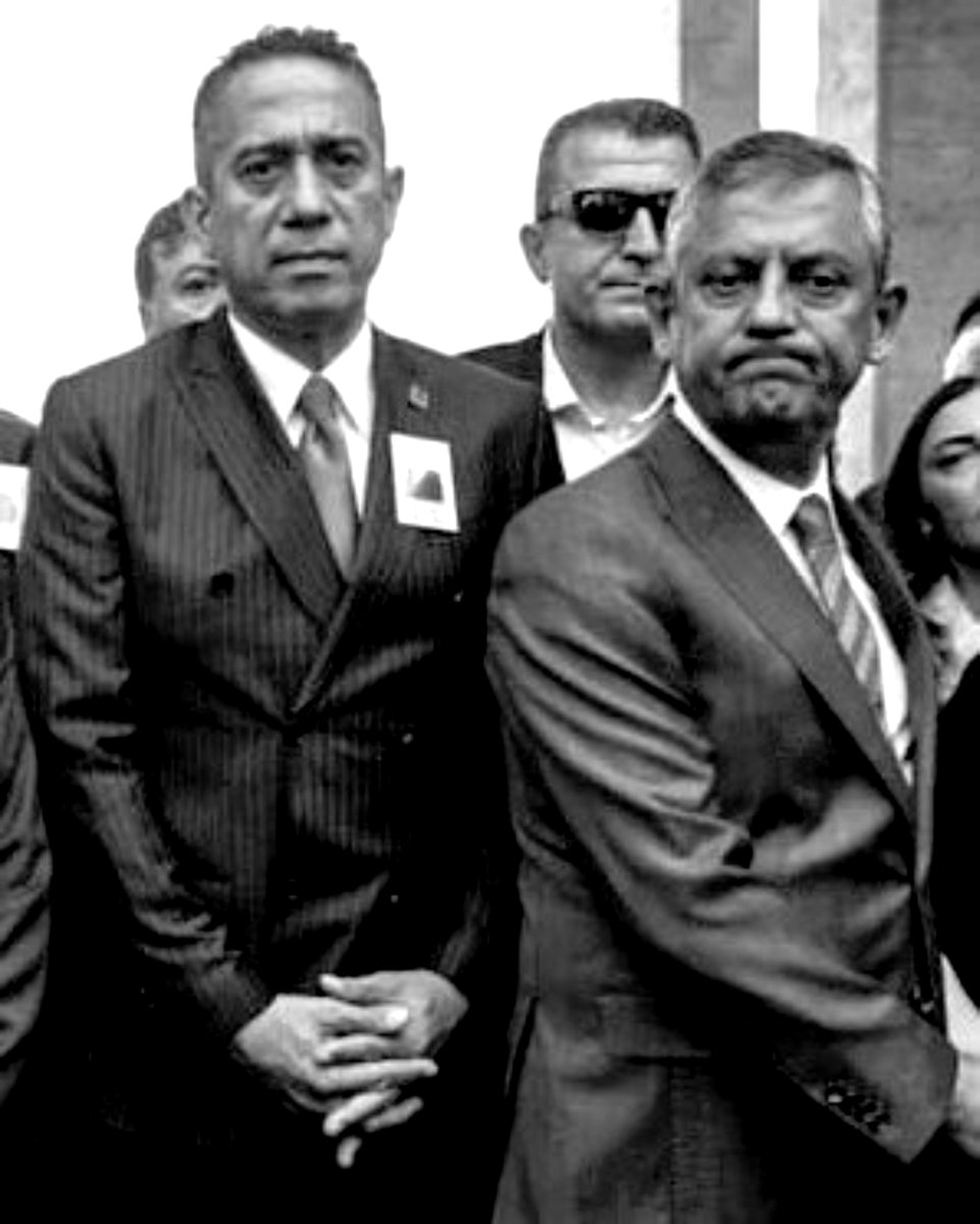 Detayy1453's tweet photo. Şunlara oy verenlerle benim oyum bir mi.. :) https://t.co/1OnKOhvMrq