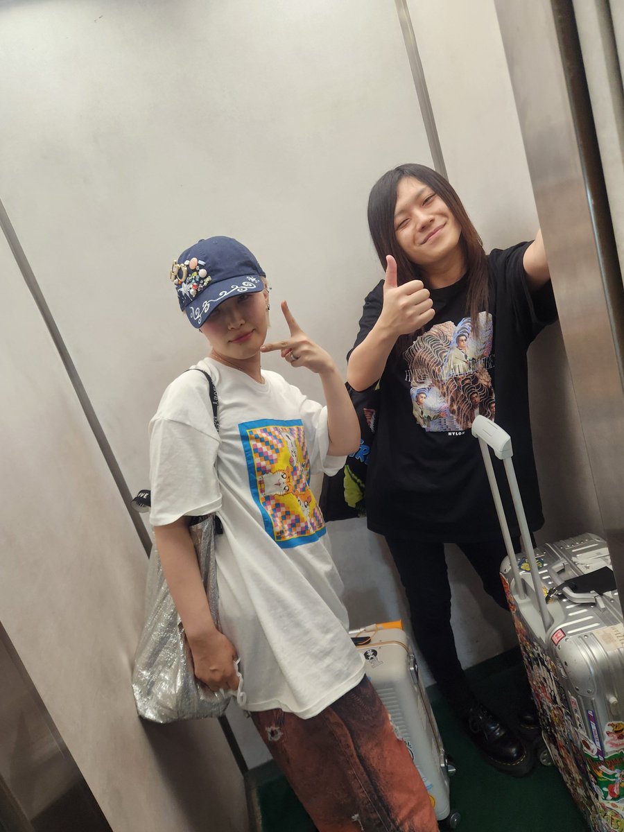 bye_ki's tweet photo. 今日も毎日たのしいー！！最速ジャンケン https://t.co/42oXKx3tkS