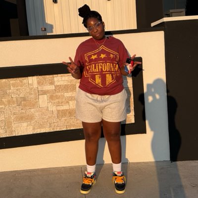TakeitEze_'s tweet photo. #NewProfilePic https://t.co/Fj6nex1kag