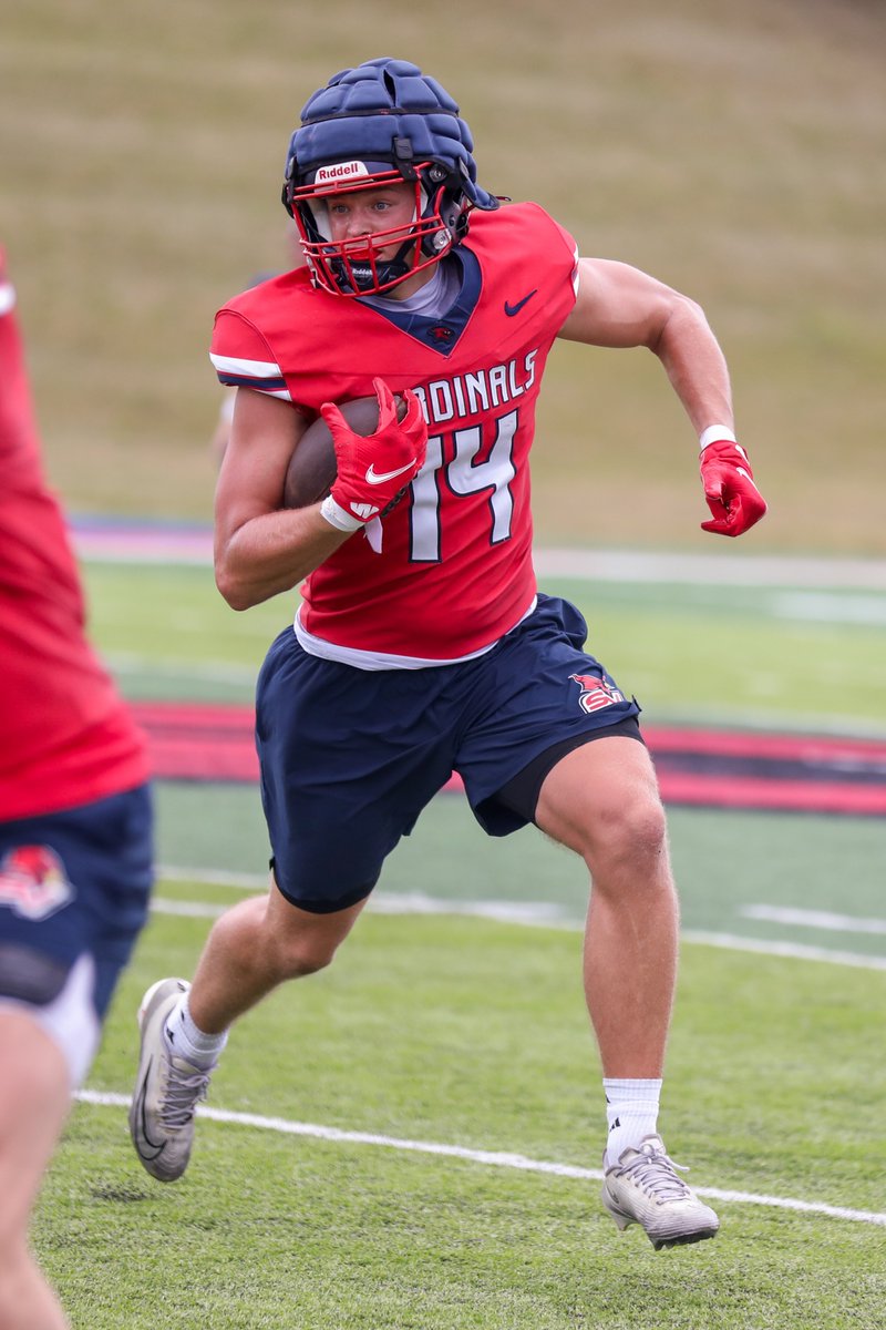 svsu_football's tweet photo. Day 3 done.

Full gallery: https://t.co/tOR5HtutNU #BeaksUp | #GoCards

#BeaksUp | #GoCards https://t.co/Ic9lBsXXfj