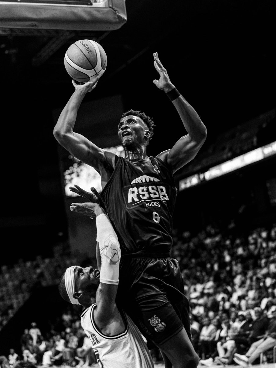 ferwabaRW's tweet photo. PLAYOFFS INTENSITY. 💥
APR and RSSB TIGERS have set the tone. One half down, one more to decide who takes control. 🔥🏀

#cheetahenergyRBLPlayoffs #RBL26 https://t.co/WQ85I9eqTv