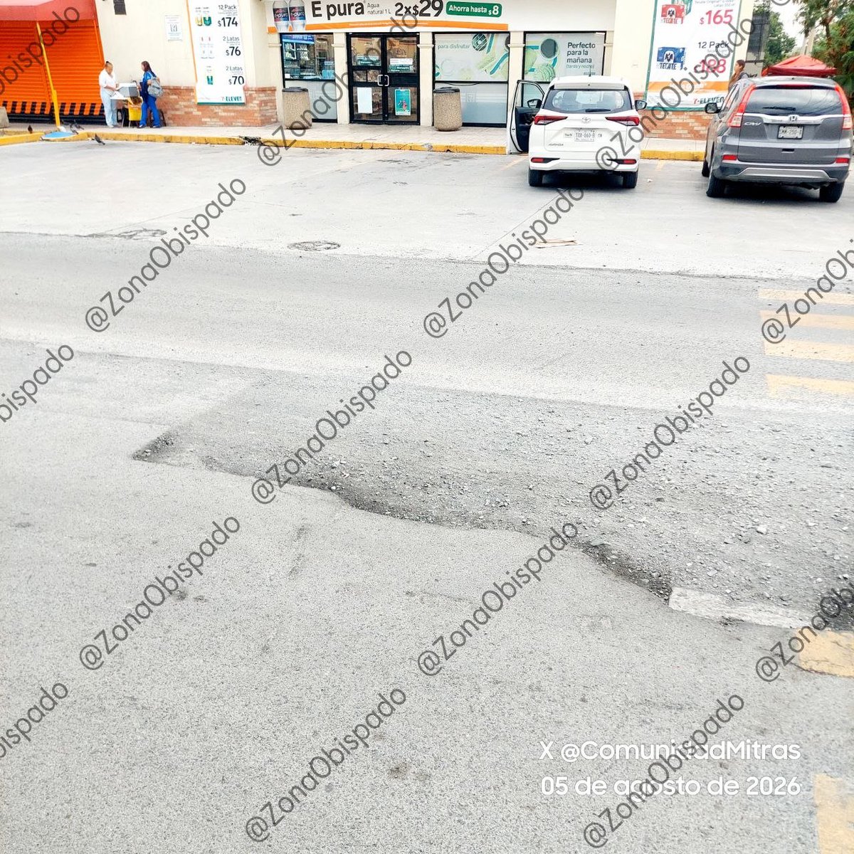 ComunidadMitras's tweet photo. 🚧🛣️#Vialidades #Bache
Zanja Zona Inestable
📍Padre Mier entre Nicolás Bravo y Angela Peralta
Col María Luisa
64060 #Monterrey
@ServPublicosMty
@ObrasPublMTY
📝#ChatBot072 618631
#ComunidadMitras https://t.co/OyzFxDKPSZ
