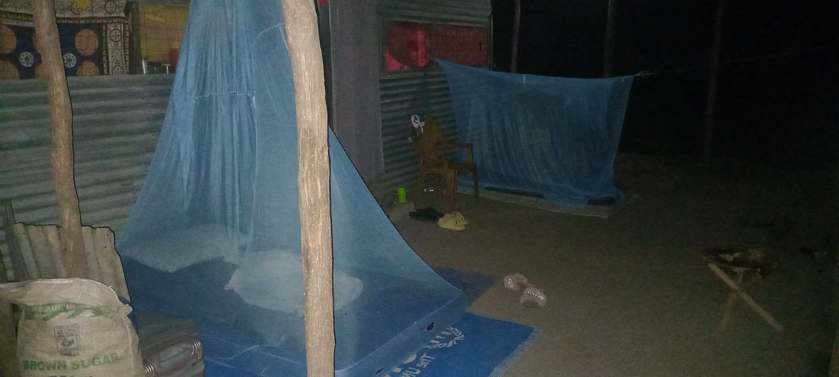 PsalmSamie's tweet photo. Hello friends, here again trying to share the harsh conditions in kakuma Refugee Camp. 
We still lack shelters, there are no enough bedding, no mosquito nets for all, no solar to provide light.
Please if you see this, please share, comment, repost, like.
https://t.co/oeWW1ro9U9 https://t.co/loUm6Omnkn