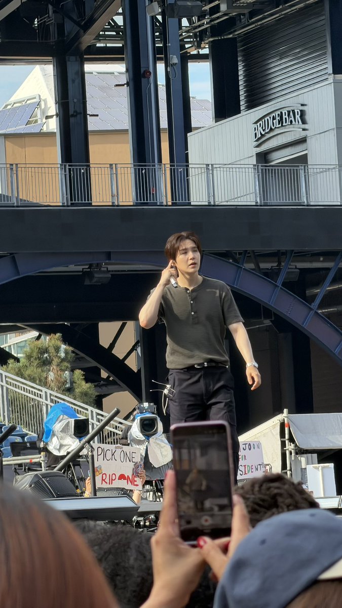 worldwidshouldr's tweet photo. yoongi stage inspection at soundcheck https://t.co/rk7AMitBVU