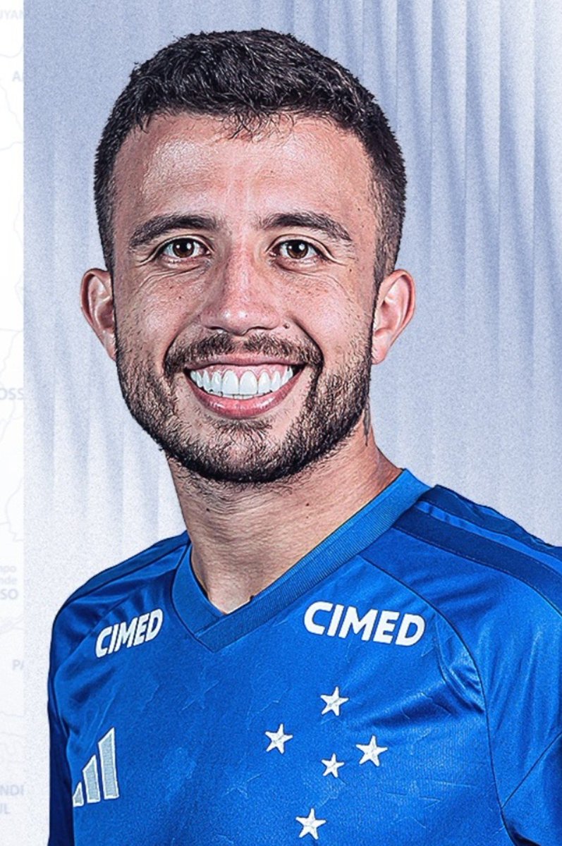 Maloqueiro_Azul's tweet photo. Eu quando vejo uma gordelicia dos mamazão extraggg com o uniforme das lojas rede ou do BH com o cabelo cacheado molhado pingando creme kanechon indo trabalhar https://t.co/uEjlSvO3j1