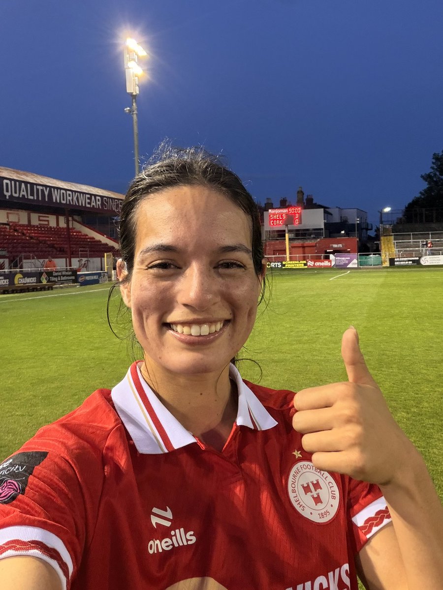 LoiWomen's tweet photo. Bella Flocchini off the mark in Tolka Park 🤩 https://t.co/t0G7EAlbhS