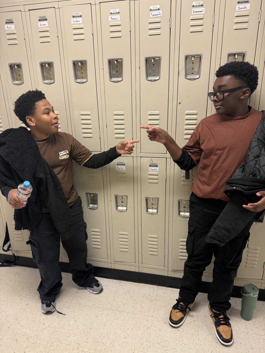 jonesbpmath's tweet photo. Twin day 2026
#fpcsbp 
#onefriendship 
#aspiremore 
#friendshipsjourneyto30 https://t.co/Y5UB6ifLkg