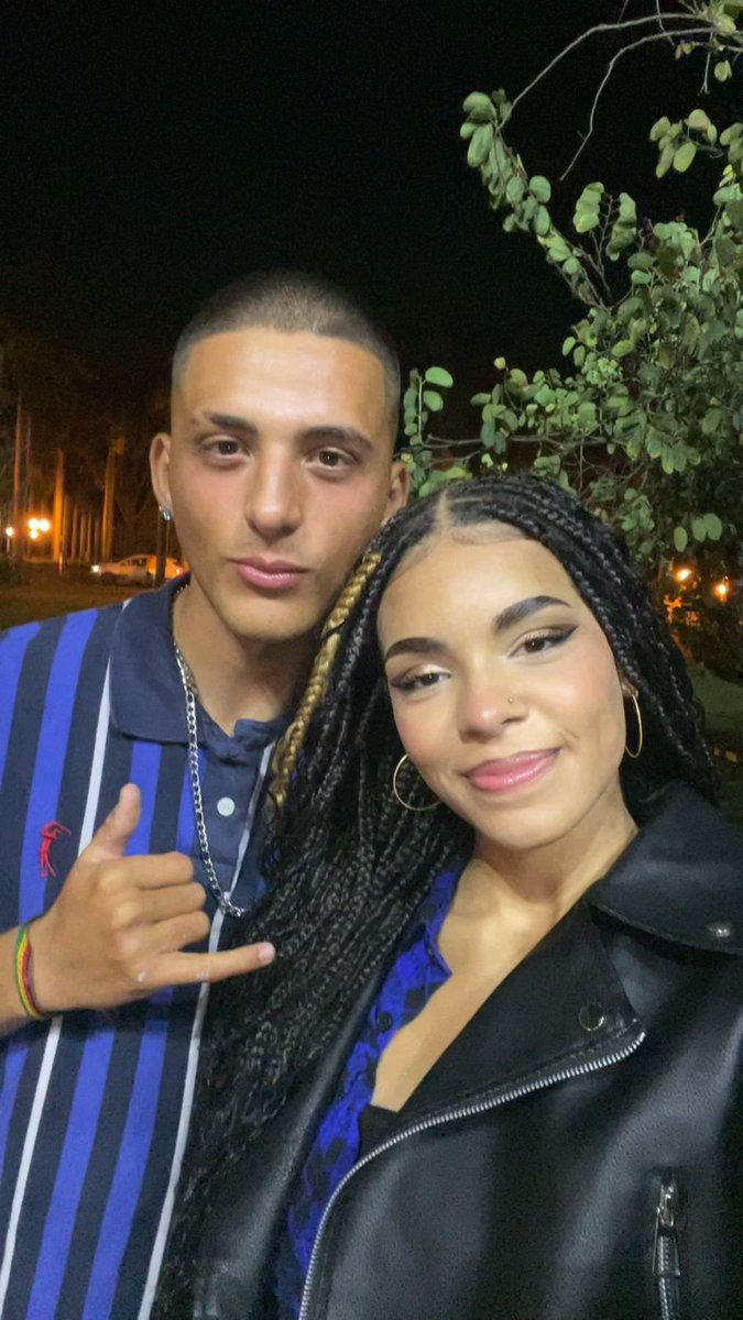 NetoBer_'s tweet photo. já aconteceram mts coisas inesperadas na minha vida, mas 💯 dúvida a maior dela foi ter ficado vendo os seguidores da trancista, tirar foto do seu perfil pra dps de 4 meses achar o print, te dar ideia, levar um fora, te trombar no pião e tentar dnv foi a maior delas
#teamovida https://t.co/CEICIhx4cc