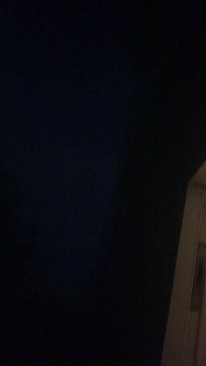 Snorks7's tweet photo. 10 pm https://t.co/Kj9npF08ct